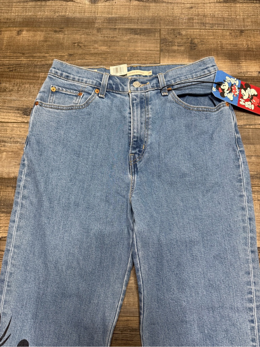 Levi's X Disney Light Blue Denim Jeans Mickey Graphic Women's Size 29 X 30 NWT - Picture 3 of 15